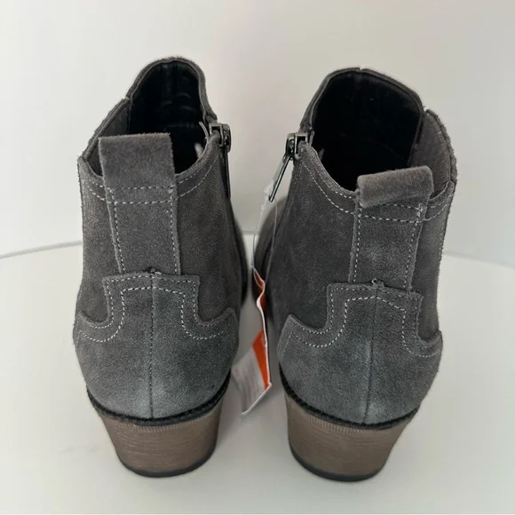 Propet suede woamans ankle booties - Picture 12 of 12